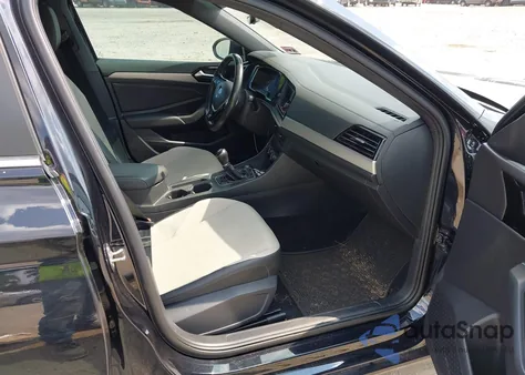 2020 Volkswagen Jetta 1.4T R-Line/1.4T S from USA, damaged, VIN 3VWN57BU3LM084765